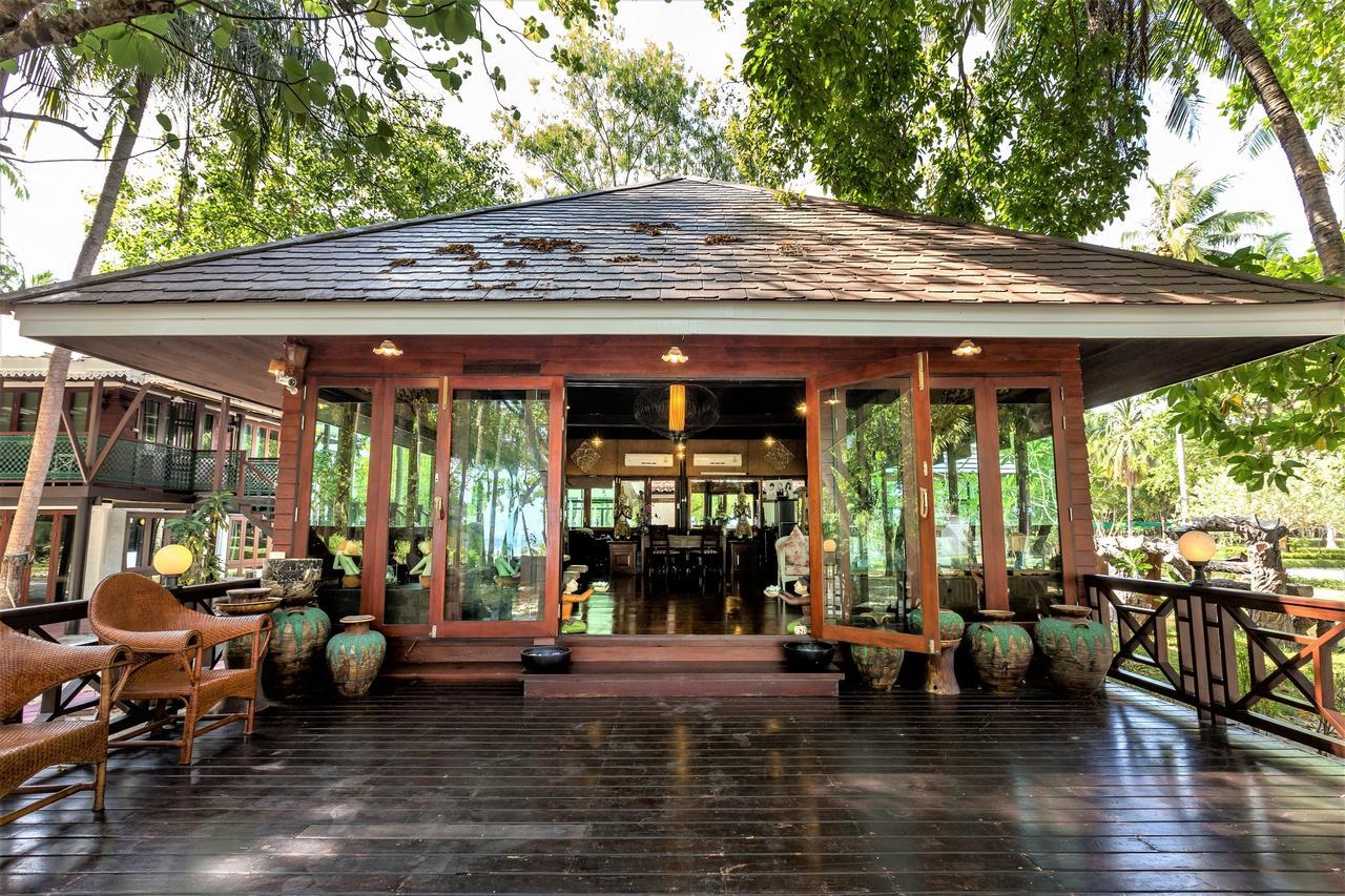Racha Island Resort Koh Racha Yai Exterior photo