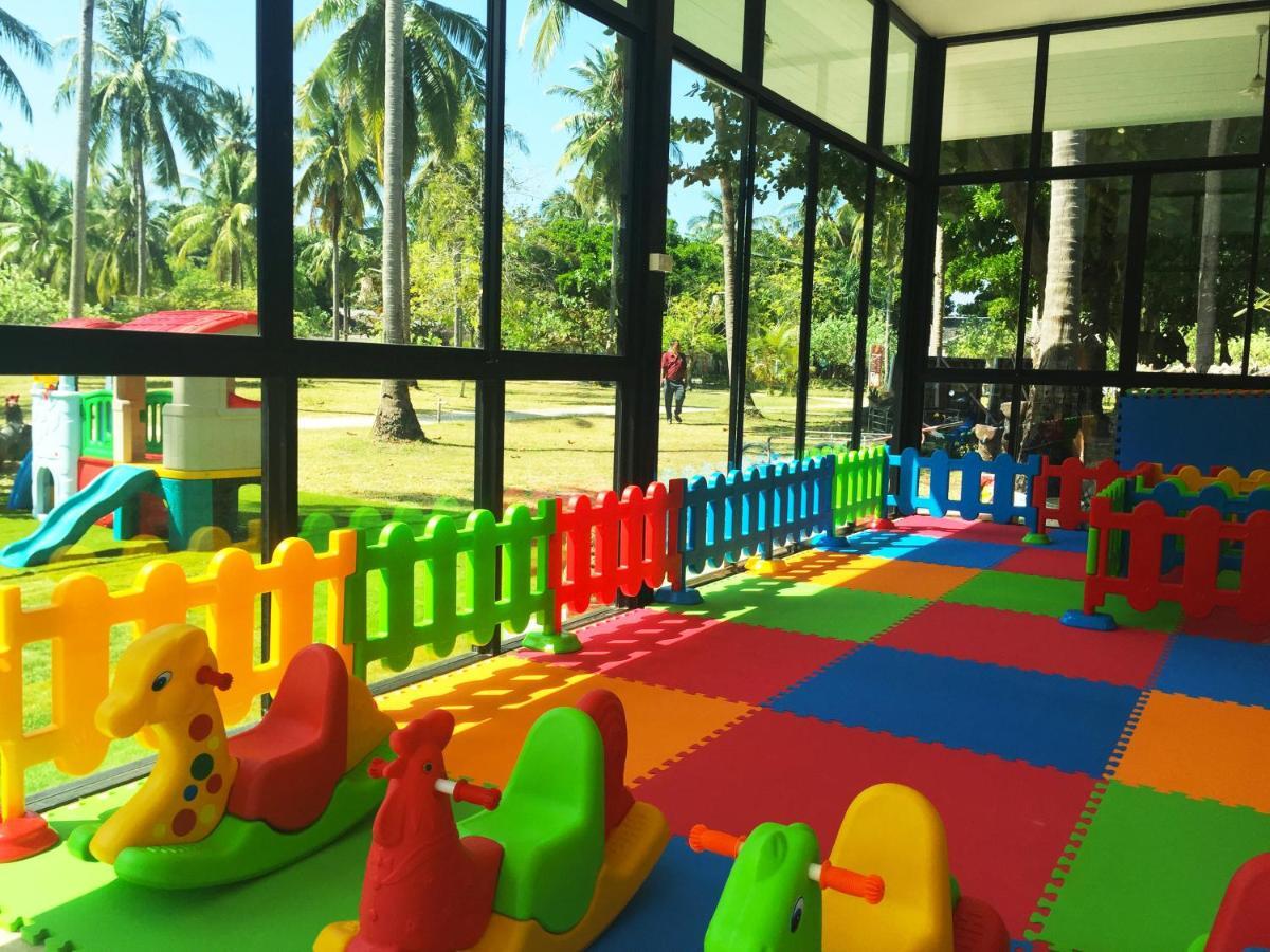 Racha Island Resort Koh Racha Yai Exterior photo